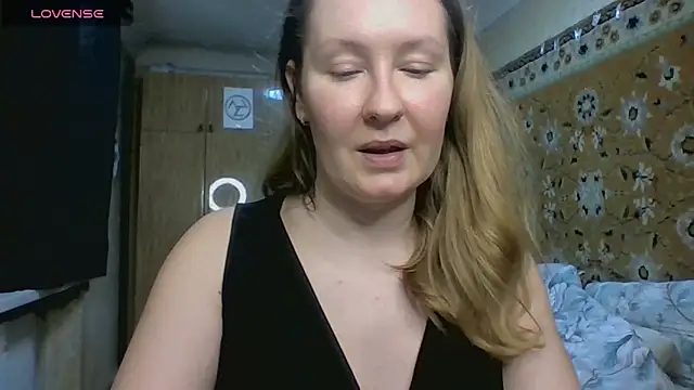 AnnaXLovers online show from 04.04.26