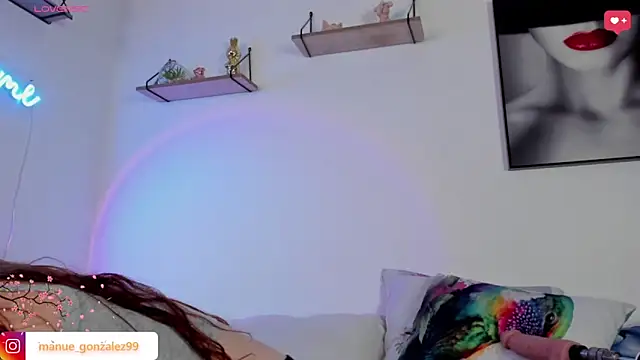 Snapshot of Manuela_monroe chatting on 10.29.25 Manuela monroe online show from 10.29.25