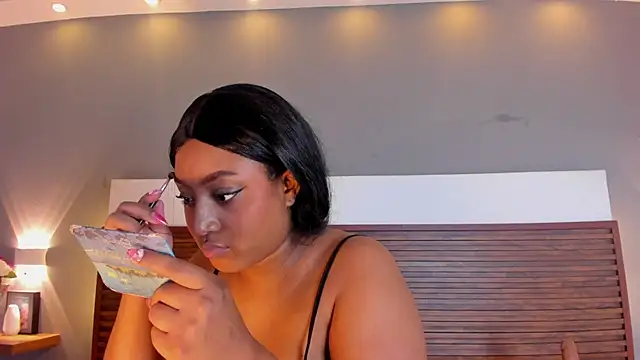 Snapshot of Adelehottman chatting on 10.31.25 Adelehottman online show from 10.31.25