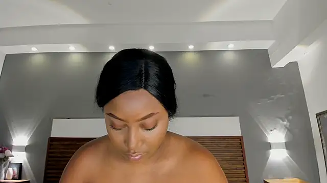 Adelehottman online show from 12.18.25