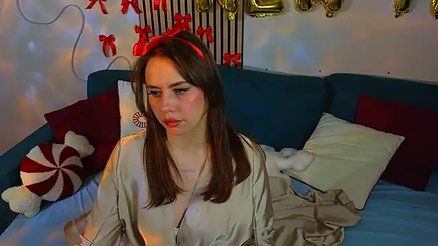 Aisha Riley online show from 01.09.26