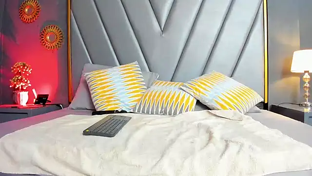 BrendaAdams  online show from 01.11.25