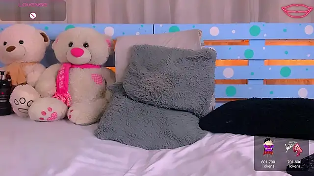 Sara-04 online show from 12.24.24