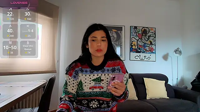 Snapshot of Arya_33 chatting on 12.20.25 Arya 33 online show from 12.20.25