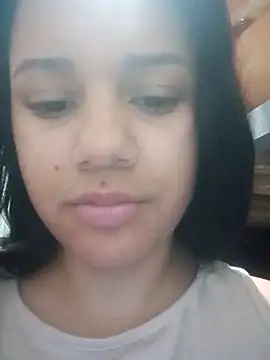  Miaaleon online show from 02.23.25