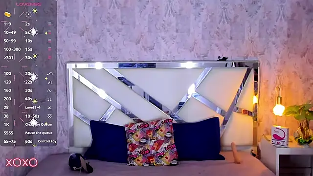 Snapshot of dominic_thailor chatting on 11.04.25 dominic thailor online show from 11.04.25