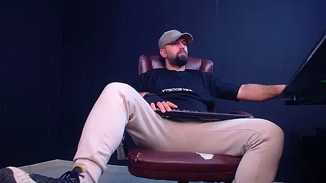 JackEthann online show from 10.09.25