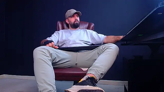 JackEthann online show from 10.11.25