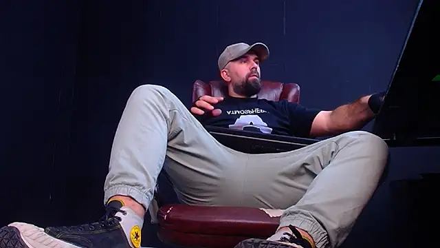 JackEthann online show from 10.13.25