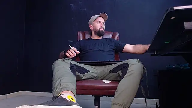 JackEthann online show from 10.28.25