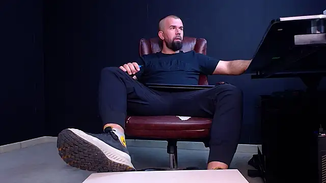 JackEthann online show from 11.05.25