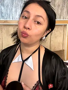 Snapshot of AshleeyPrincess chatting on 11.15.25 AshleeyPrincess online show from 11.15.25