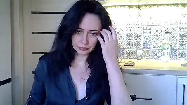 Snapshot of NkPulse chatting on 09.27.25 NkPulse online show from 09.27.25