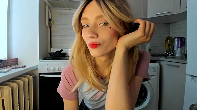  Alice Kitty online show from 01.03.25