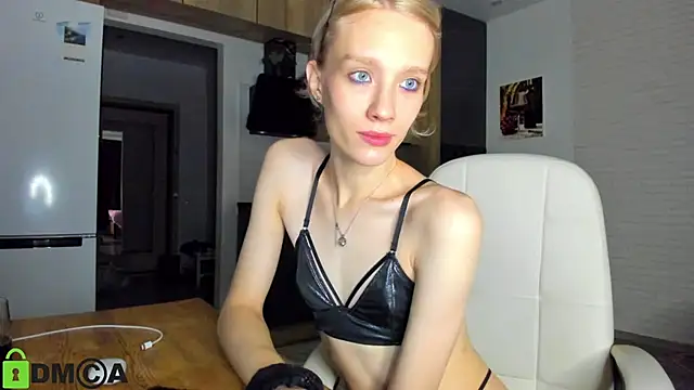  Alice Kitty online show from 11.21.25