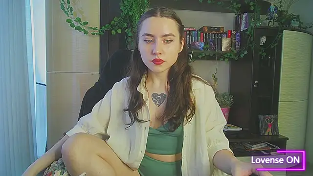 Snapshot of Aurora_workerr chatting on 05.17.26 Aurora workerr online show from 05.17.26