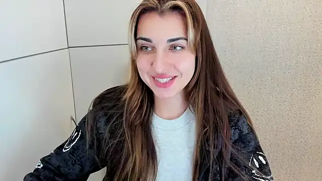 Snapshot of Summmmersky chatting on 01.12.25 Summmmersky online show from 01.12.25