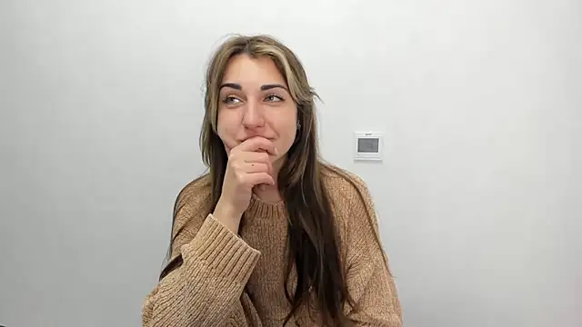 Snapshot of Summmmersky chatting on 02.07.25 Summmmersky online show from 02.07.25