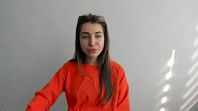 Snapshot of Summmmersky chatting on 03.09.25 Summmmersky online show from 03.09.25