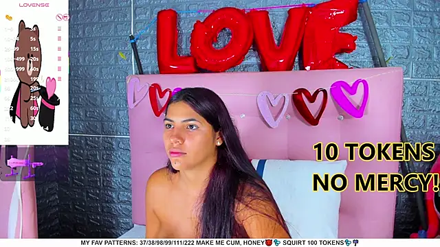 AriannaLewiis online show from 02.17.25