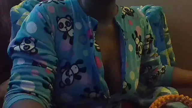 EbonyFetishQueen online show from 01.12.26