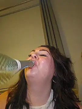 Snapshot of Britishbella chatting on 02.22.26 Britishbella online show from 02.22.26