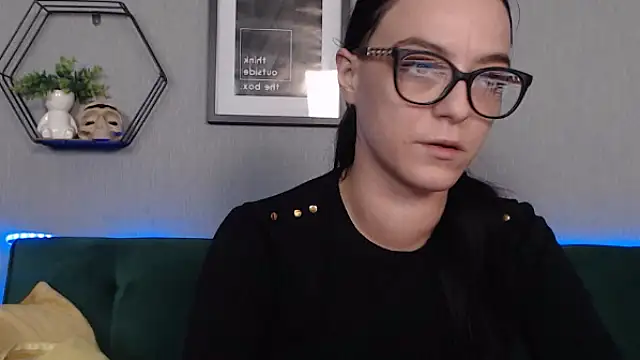 IzabelllNoir online show from 01.11.25