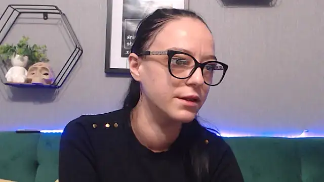 IzabelllNoir online show from 01.24.25