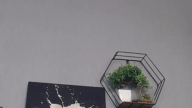 Snapshot of IzabelllNoir chatting on 09.28.25 IzabelllNoir online show from 09.28.25