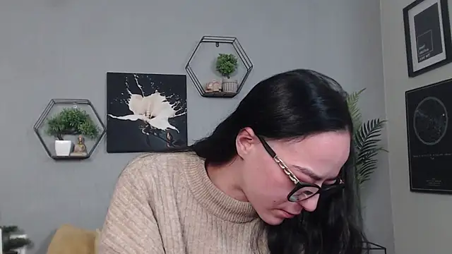 Snapshot of IzabelllNoir chatting on 02.20.26 IzabelllNoir online show from 02.20.26