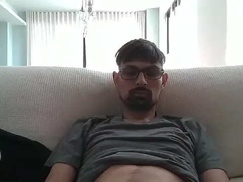 Snapshot of spence204011 chatting on 01.02.25 spence204011 online show from 01.02.25