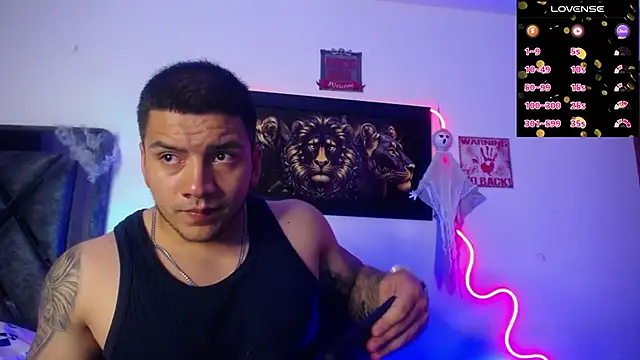 Snapshot of Marc__Waatson chatting on 10.03.25 Marc Waatson online show from 10.03.25