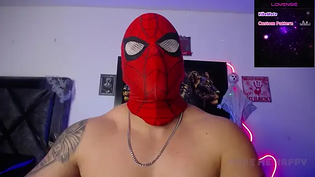 Snapshot of Marc__Waatson chatting on 10.10.25 Marc Waatson online show from 10.10.25