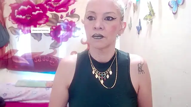 Snapshot of electra-mommy chatting on 10.24.25 electra-mommy online show from 10.24.25