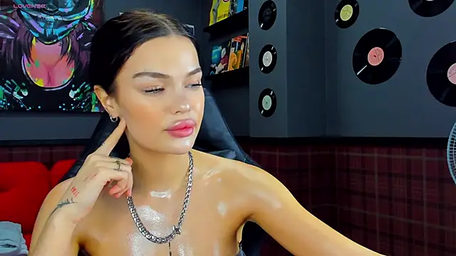 Snapshot of Angel_Sapphire_ chatting on 12.07.24 Angel Sapphire online show from 12.07.24