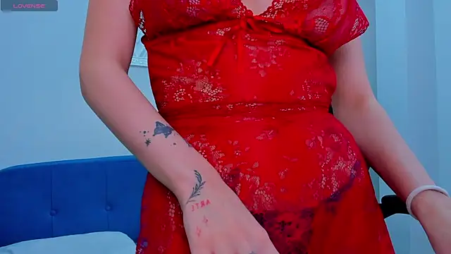 Snapshot of Angel_Sapphire_ chatting on 12.14.24 Angel Sapphire online show from 12.14.24