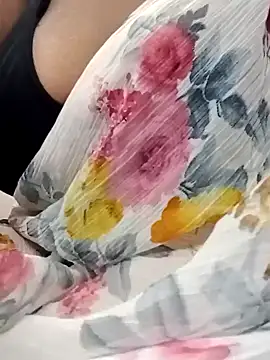 Snapshot of Rexx05@xh chatting on 12.24.24 Rexx05xh online show from 12.24.24