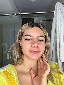 AtheneaRossi online show from 03.03.26