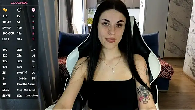 Snapshot of Mary___Moore chatting on 11.09.25 Mary Moore online show from 11.09.25