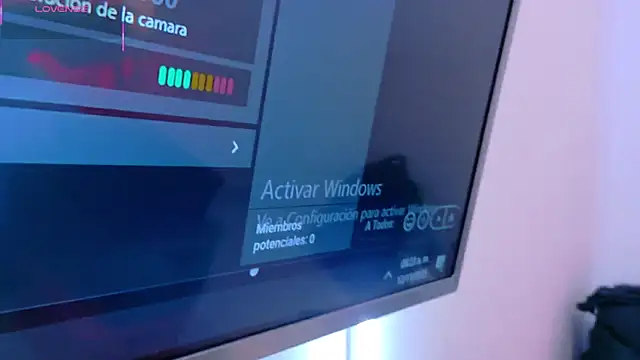 Snapshot of AdelinaVans chatting on 11.12.25 AdelinaVans online show from 11.12.25