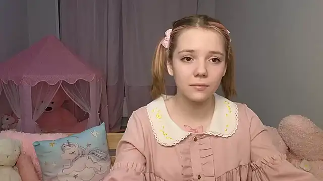 Snapshot of PrincessLittleKiki chatting on 03.02.26 PrincessLittleKiki online show from 03.02.26