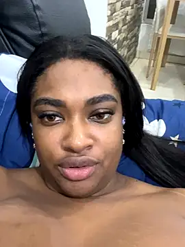 Snapshot of _MARRTINNA_ chatting on 09.25.25 MARRTINNA online show from 09.25.25