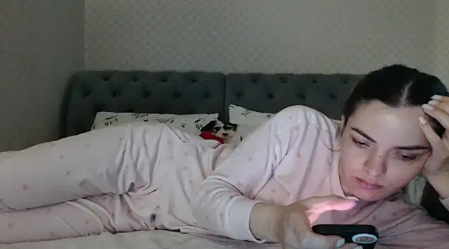  JustmeHere  online show from 01.22.25