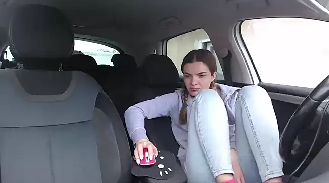  JustmeHere  online show from 01.26.25