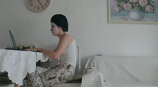  JustmeHere  online show from 01.28.25