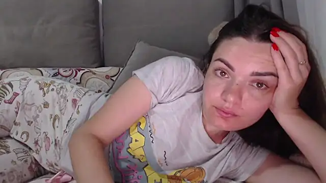  JustmeHere  online show from 11.04.25