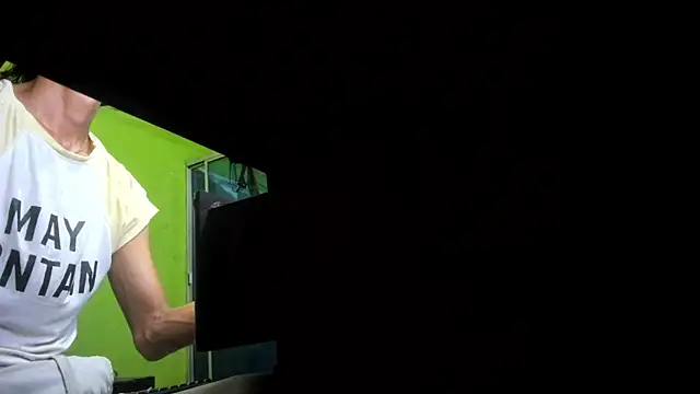 Snapshot of Brenda_Smith69 chatting on 09.08.25 Brenda Smith69 online show from 09.08.25