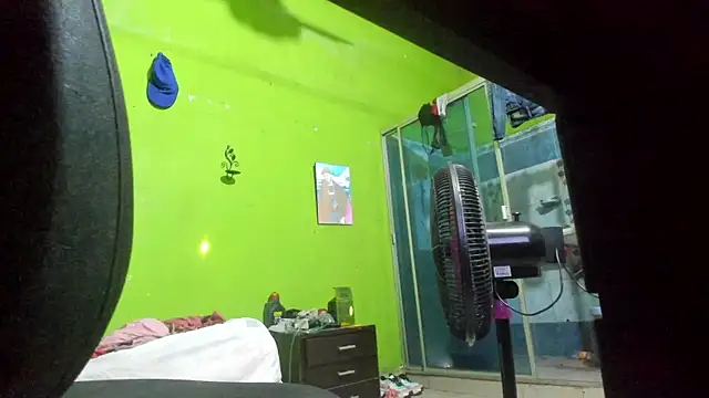 Snapshot of Brenda_Smith69 chatting on 09.10.25 Brenda Smith69 online show from 09.10.25