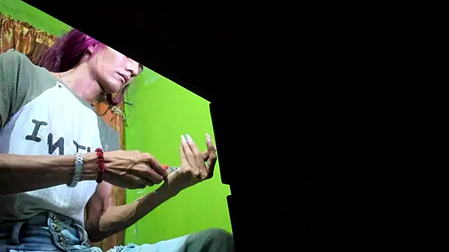 Snapshot of Brenda_Smith69 chatting on 10.15.25 Brenda Smith69 online show from 10.15.25