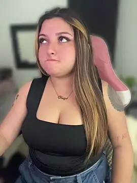 SweetPaige  online show from 07.10.26
